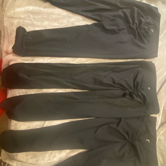 Zyia scrunch butt leggings - Picture 2 of 3